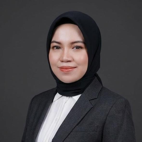 REGITA CAHYANI